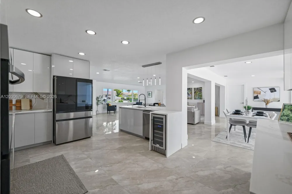 7905 9th AVE S St Petersburg, FL 33707