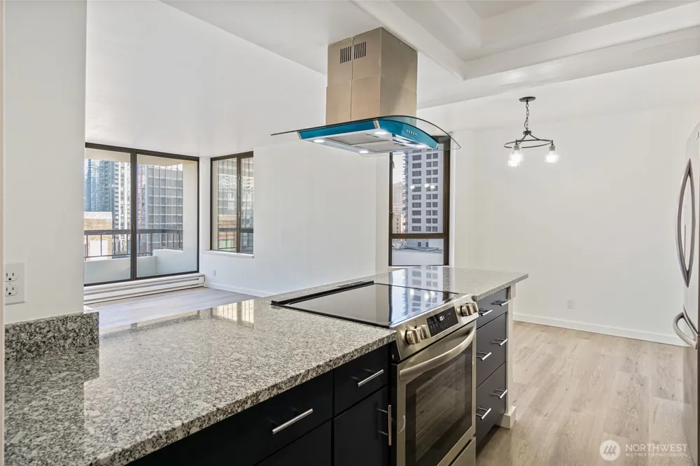 2201 3rd Avenue #1106 Seattle, WA 98121