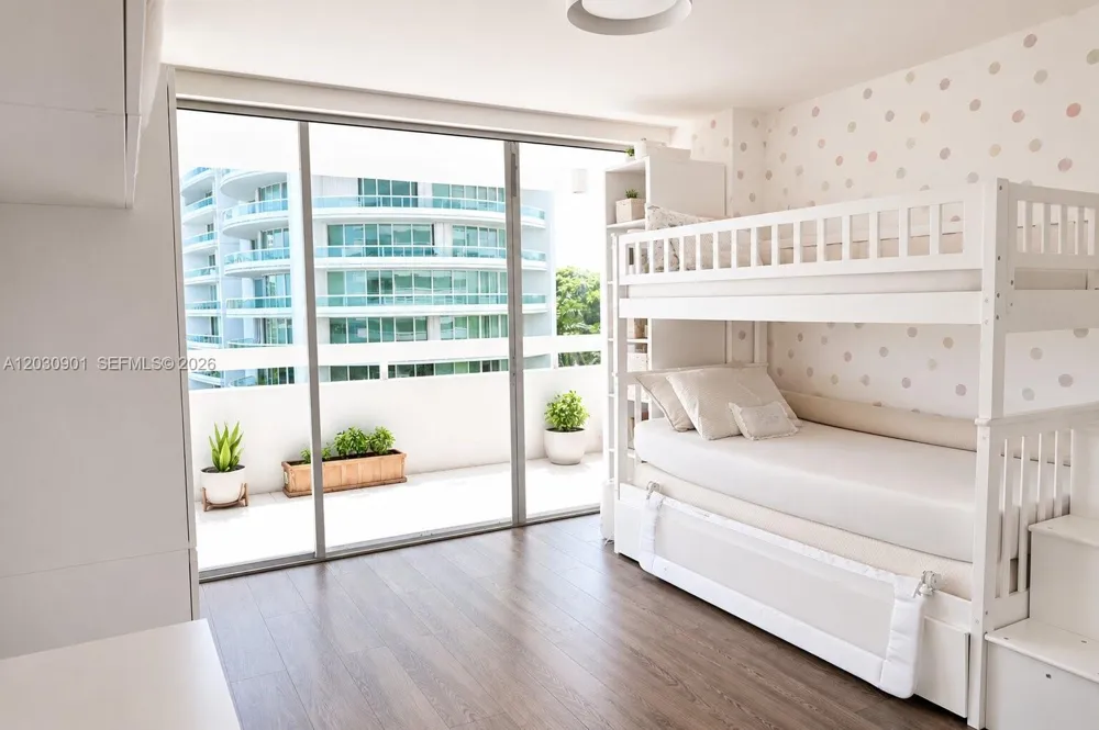 1627 Brickell Ave #1005 Miami, FL 33129
