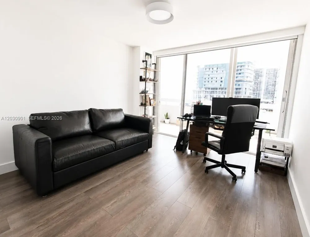 1627 Brickell Ave #1005 Miami, FL 33129
