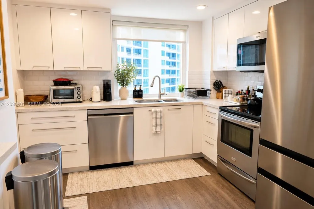 1627 Brickell Ave #1005 Miami, FL 33129