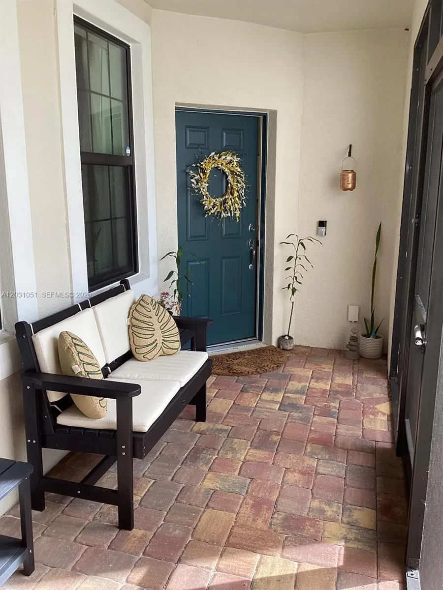 5710 Mayflower Way #102 Other City - In The State Of Florida, FL 34142