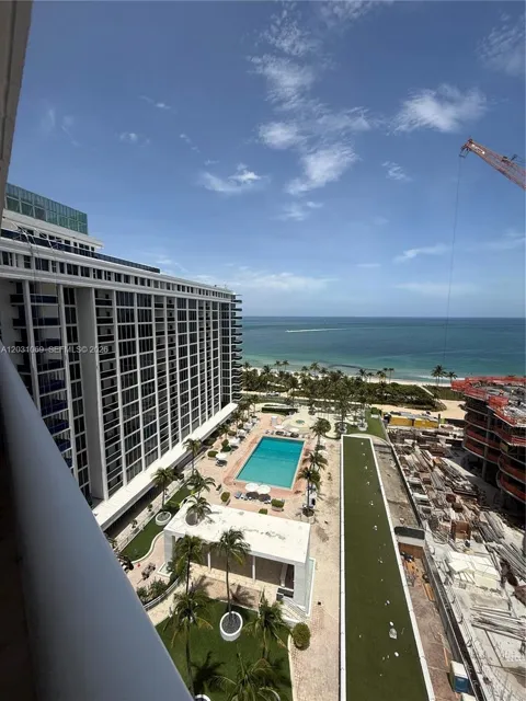 10275 Collins Ave #1221