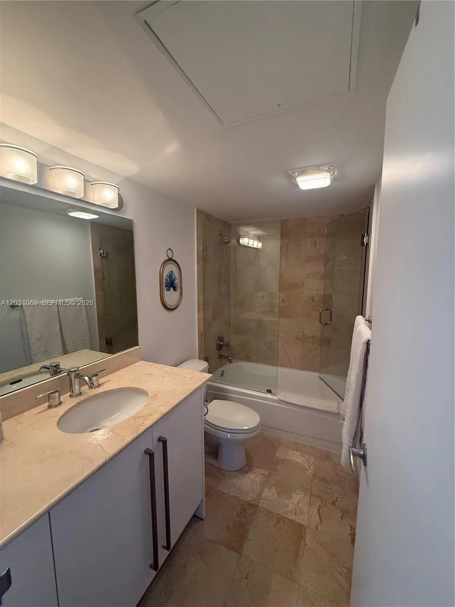 10275 Collins Ave #1221 Bal Harbour, FL 33154