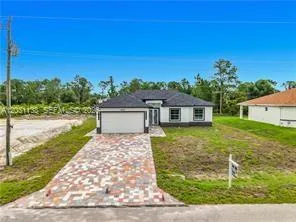 3310 61st St Lehigh Acres, FL 33971