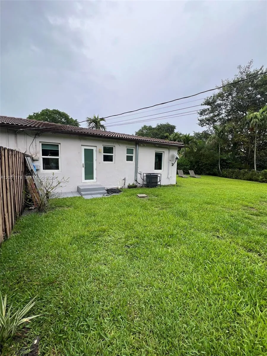 920 NE 108th St #0 Biscayne Park, FL 33161