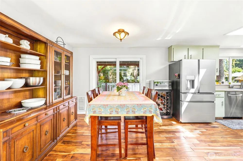 11714 SE 93rd Street Newcastle, WA 98056