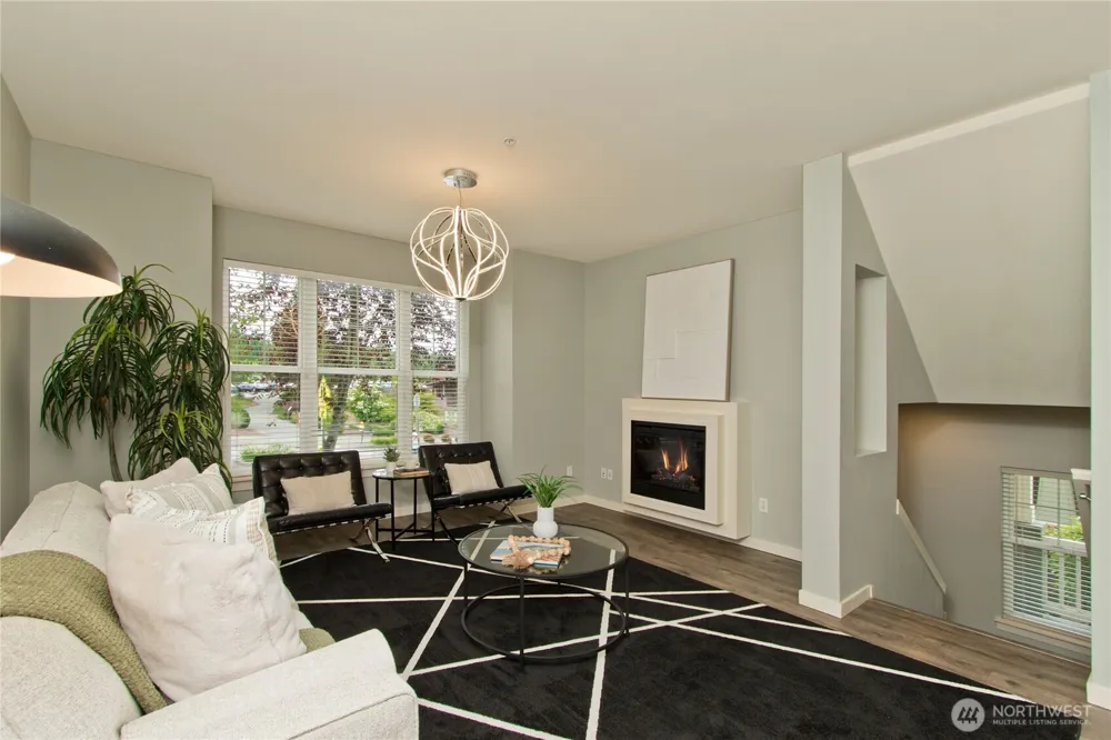 1843 NE Kenyon Court Issaquah, WA 98029