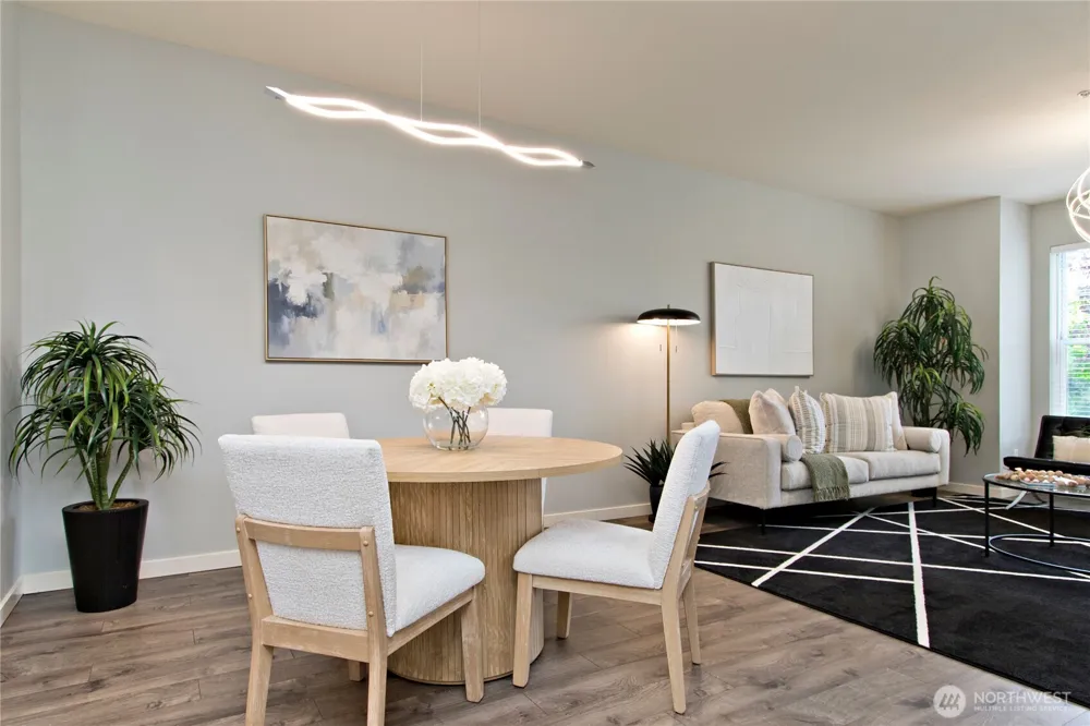 1843 NE Kenyon Court Issaquah, WA 98029