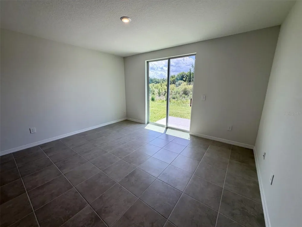 1483 BREKEY WAY Zephyrhills, FL 33541
