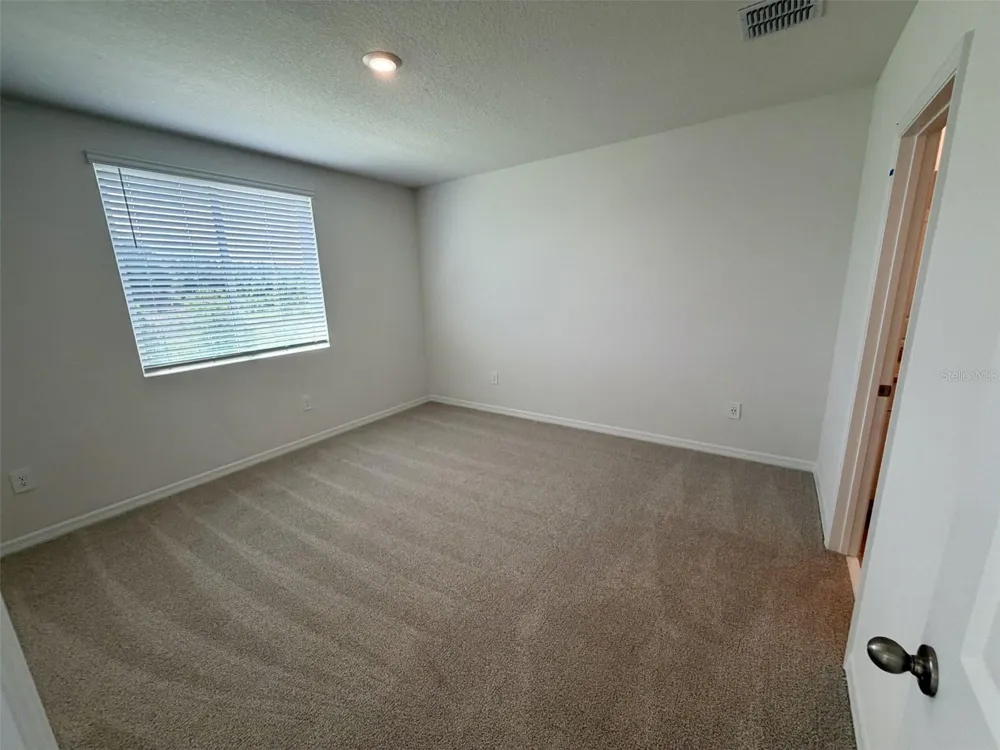 1483 BREKEY WAY Zephyrhills, FL 33541