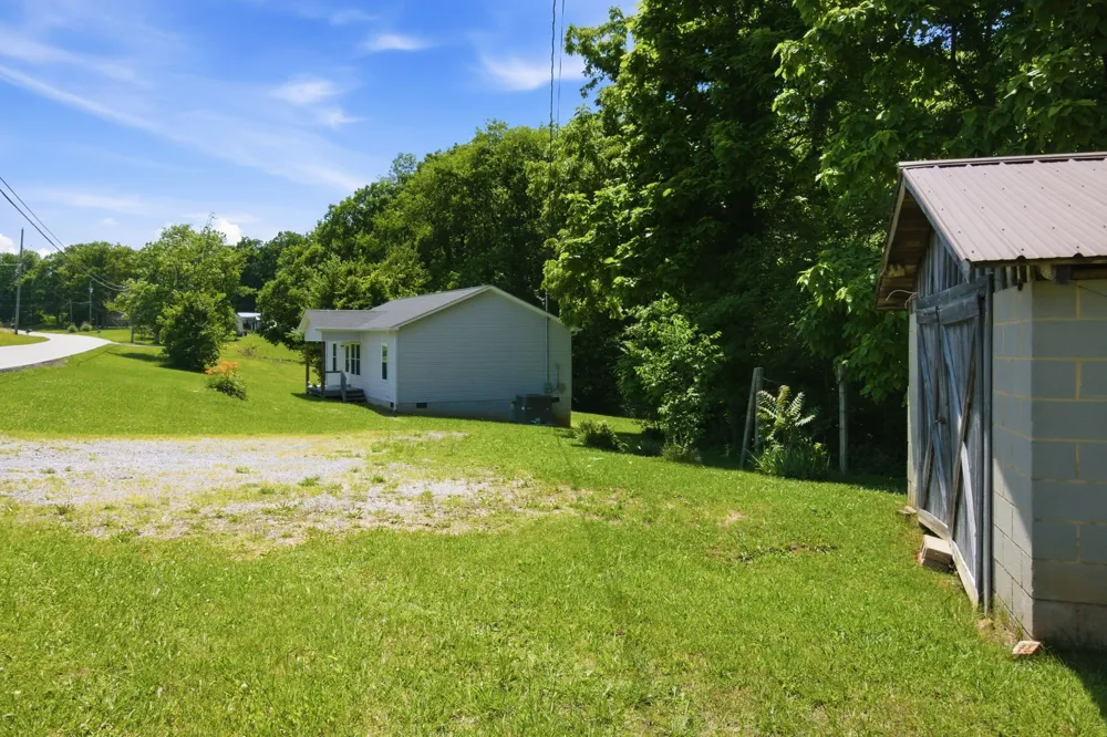 781 Sparta St Spencer, TN 38585