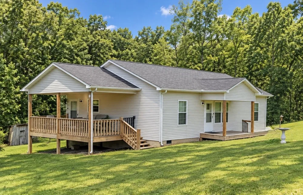 781 Sparta St Spencer, TN 38585