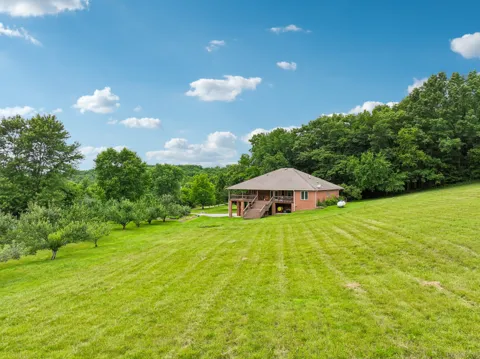 574 Hayes Ridge Rd