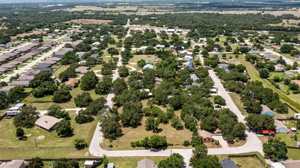 455 Robins Lane Bertram, TX 78605