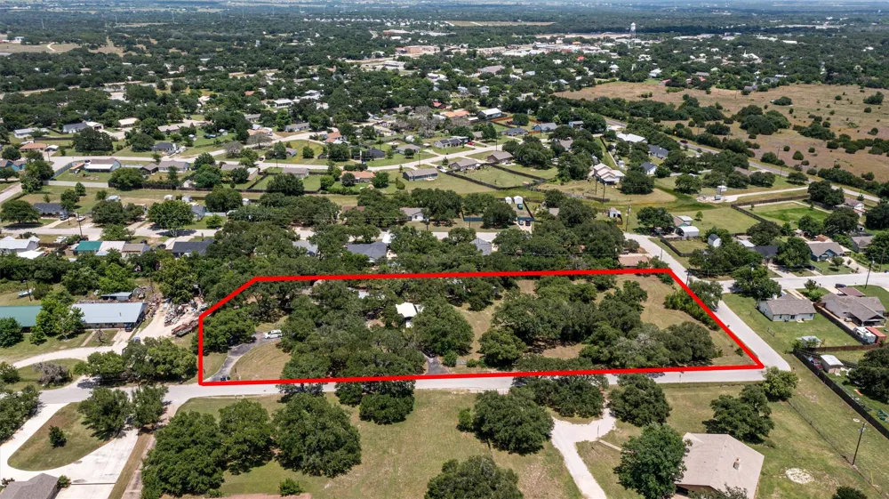 455 Robins Lane Bertram, TX 78605