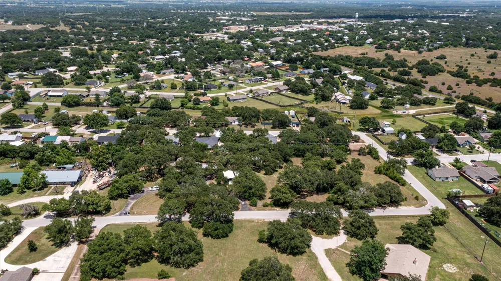 455 Robins Lane Bertram, TX 78605