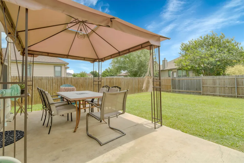 460 Waterleaf Boulevard Kyle, TX 78640
