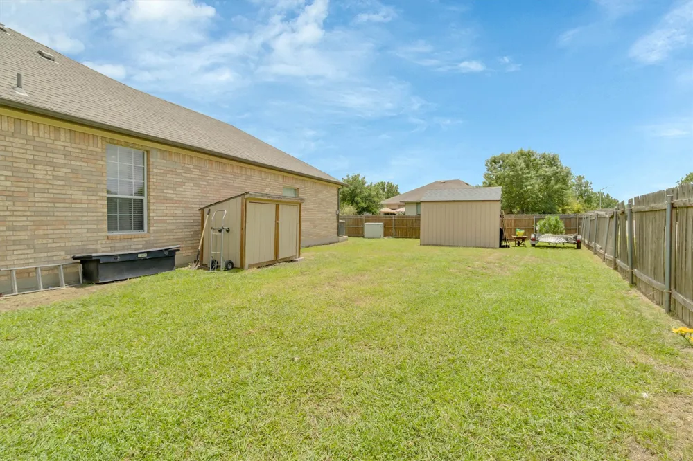 460 Waterleaf Boulevard Kyle, TX 78640