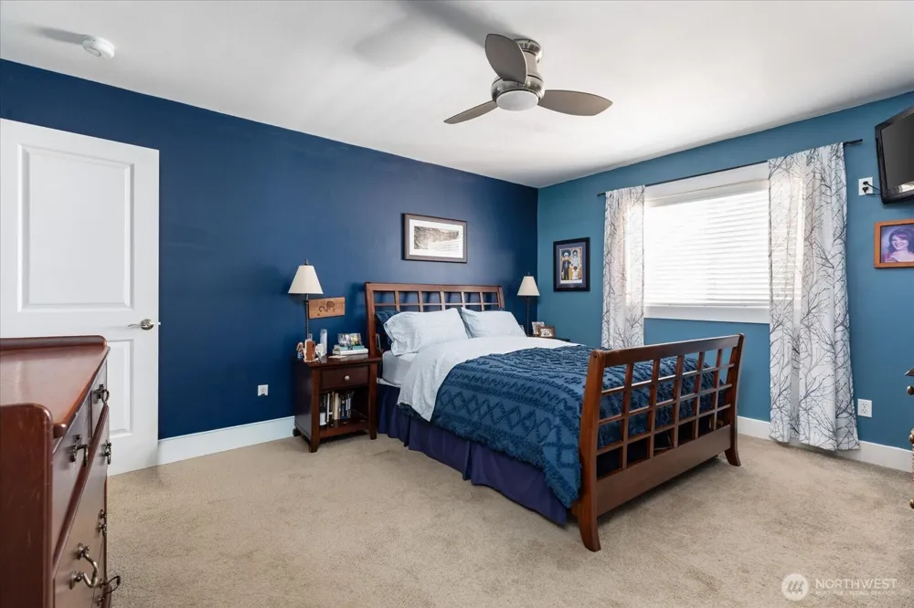 1796 Twin Oaks Lane Freeland, WA 98249