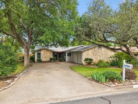 6101 Sun Vista Drive