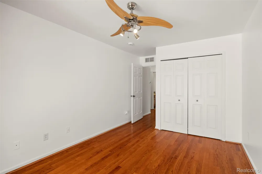 42268 Hanover Drive #4 Van Buren Charter Township, MI 48111