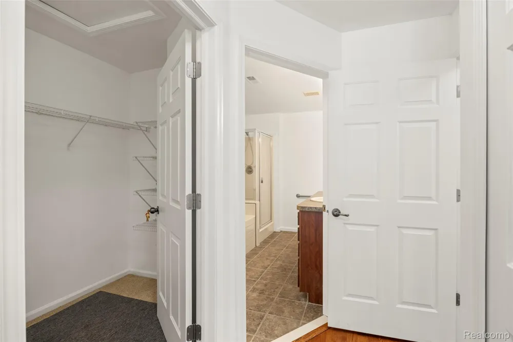 42268 Hanover Drive #4 Van Buren Charter Township, MI 48111