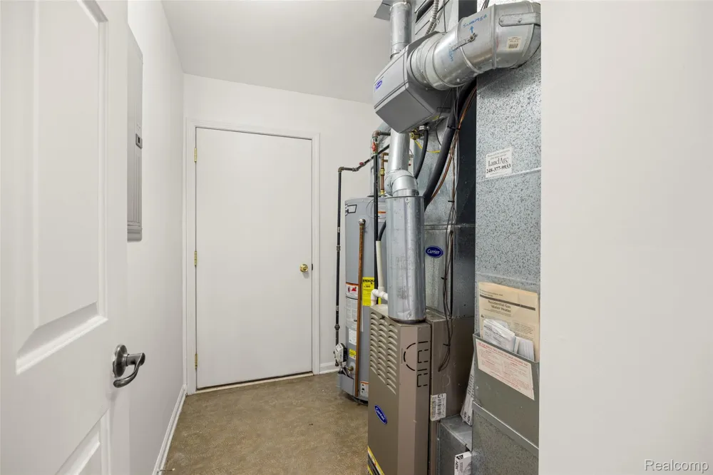42268 Hanover Drive #4 Van Buren Charter Township, MI 48111