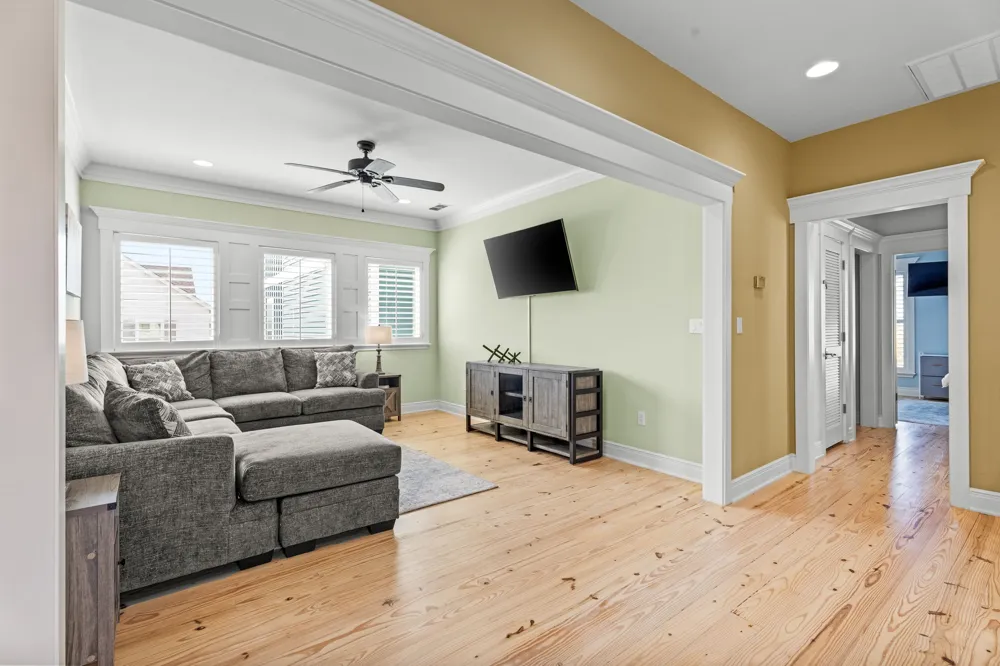 412 Sailhouse Way Rockport, TX 78382