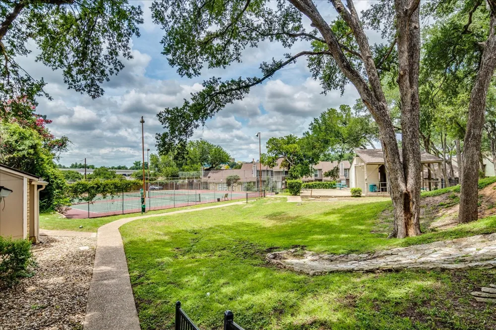 1720 Timber Ridge Rd 166 Road #166 Austin, TX 78741