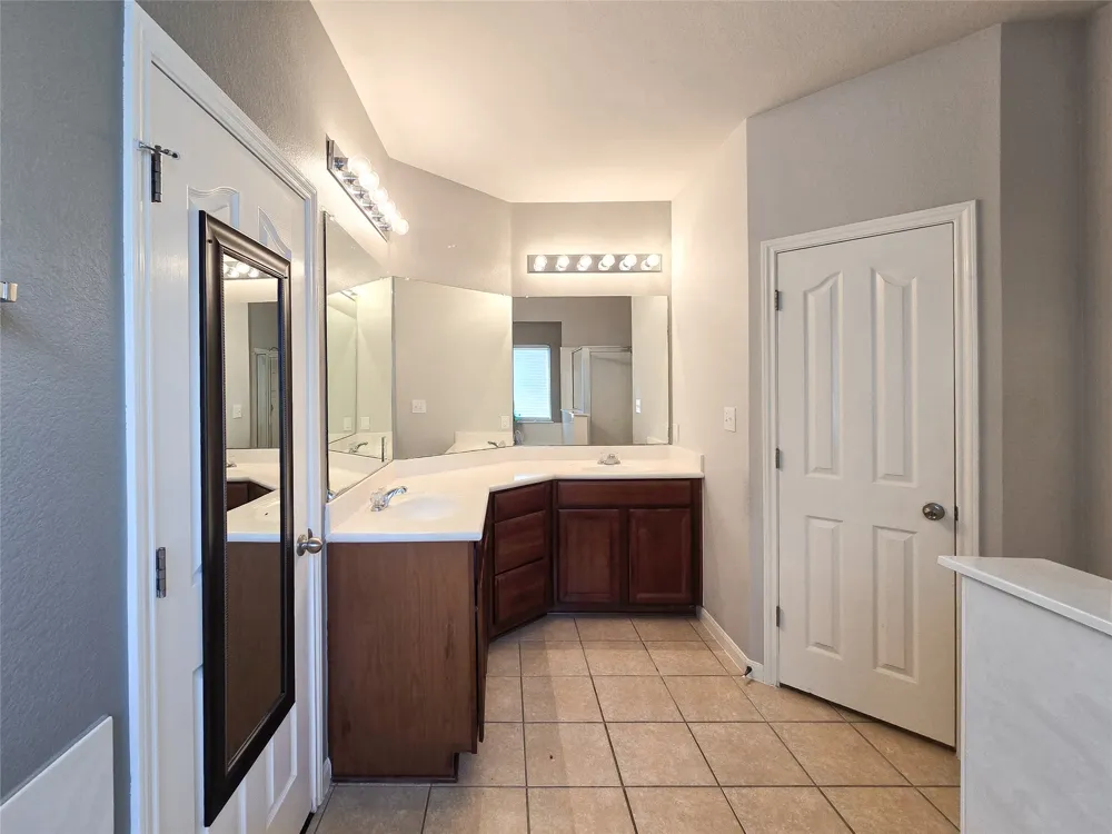 600 S Frontier Lane Cedar Park, TX 78613