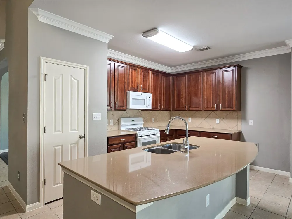 600 S Frontier Lane Cedar Park, TX 78613