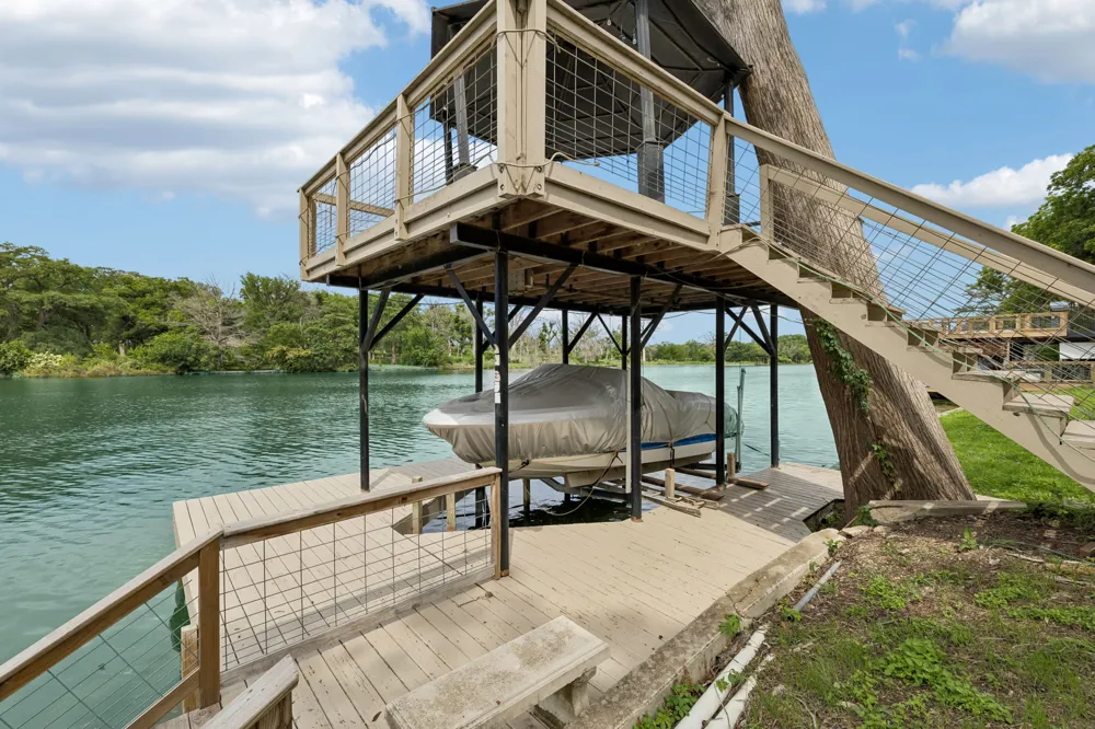 939 Reiley Road Seguin, TX 78155