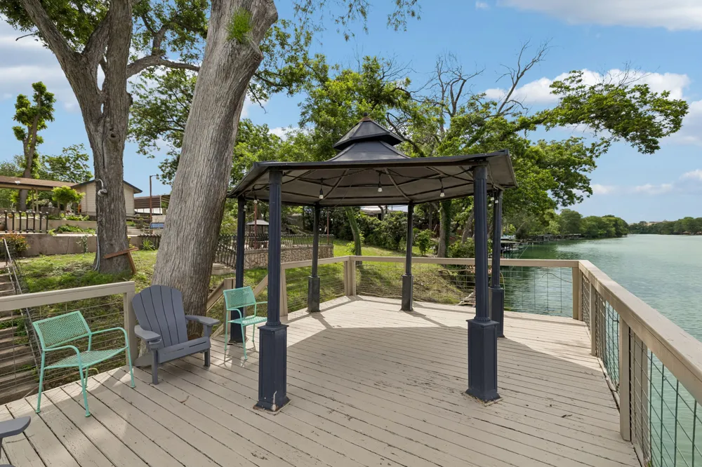 939 Reiley Road Seguin, TX 78155