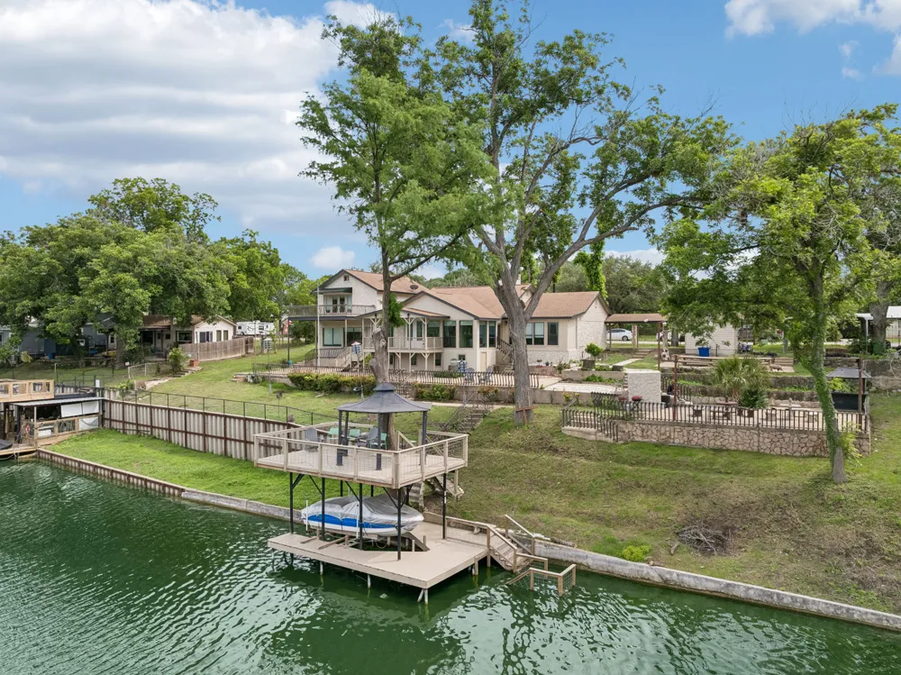 939 Reiley Road Seguin, TX 78155