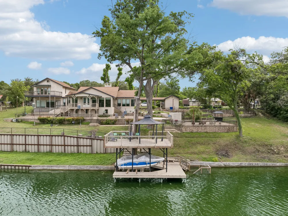939 Reiley Road Seguin, TX 78155