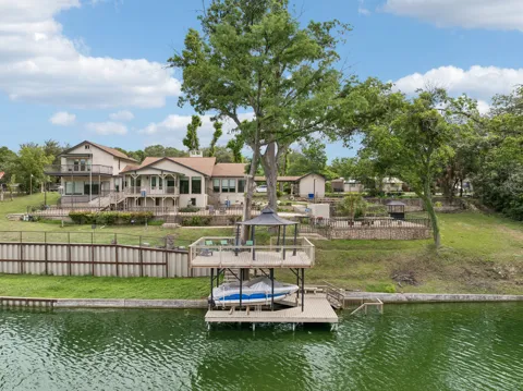 939 Reiley Road