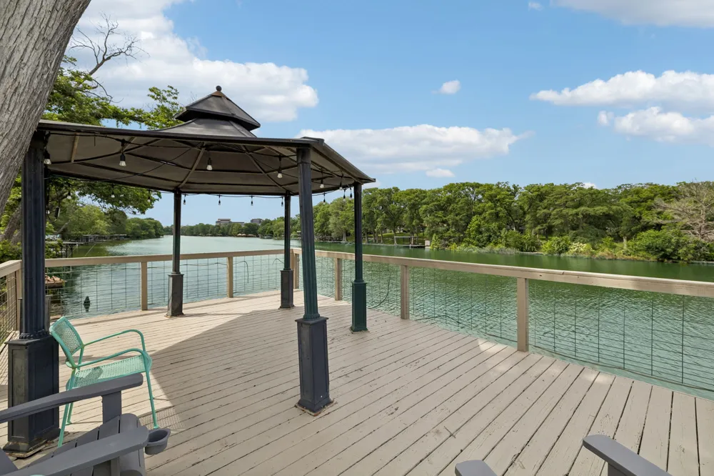 939 Reiley Road Seguin, TX 78155