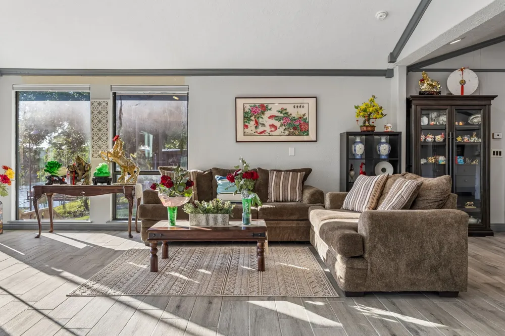 939 Reiley Road Seguin, TX 78155