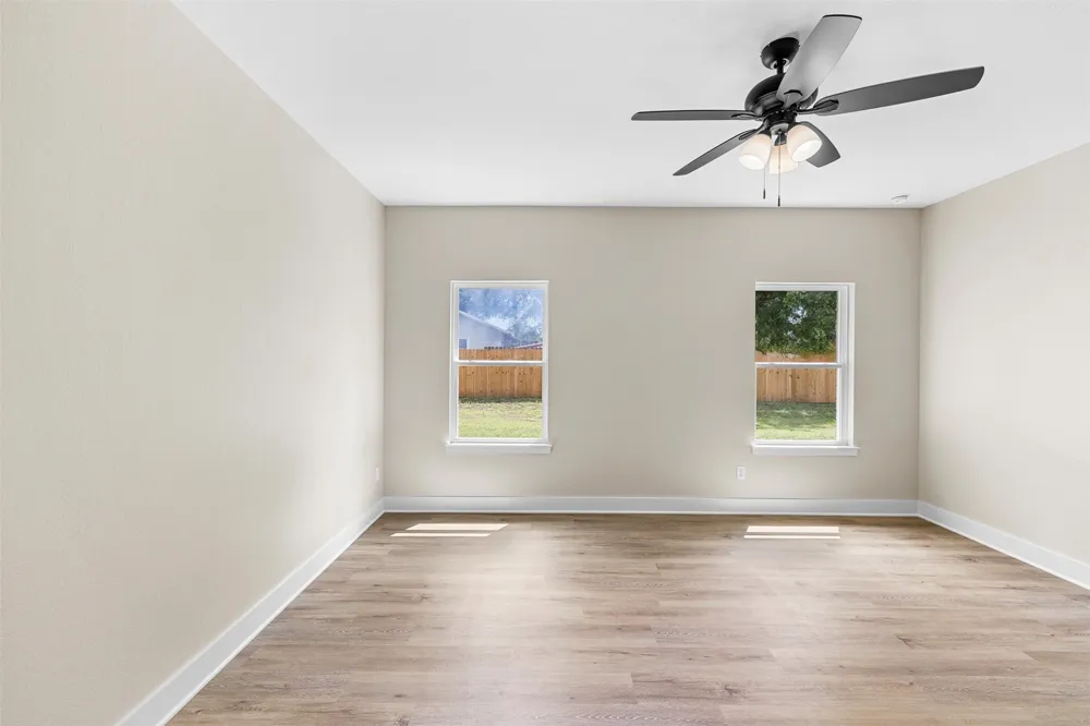 1004 White Tail Cove Lexington, TX 78947