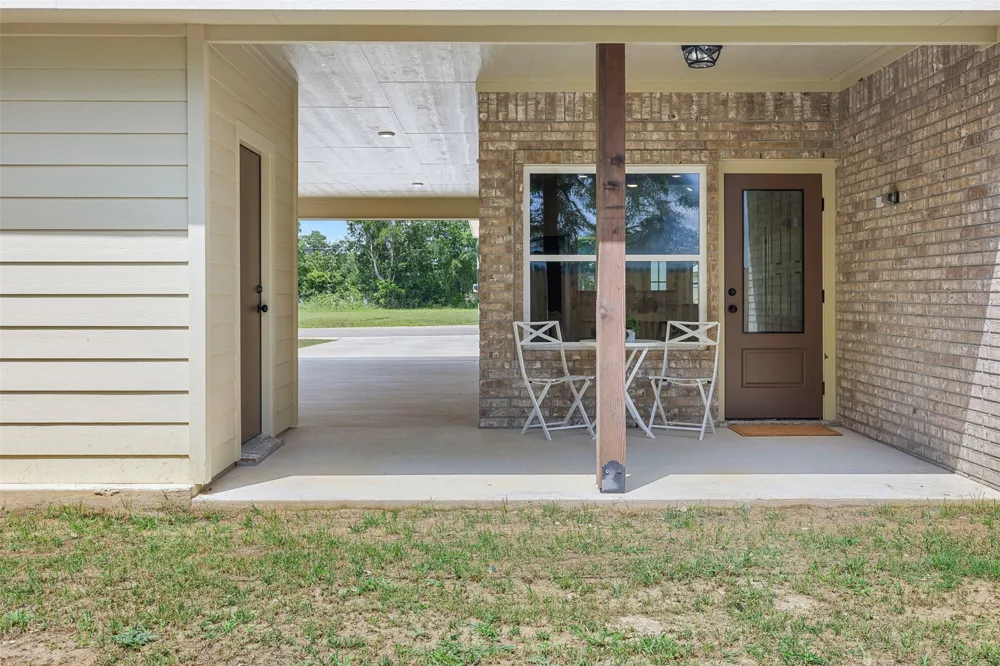 1004 White Tail Cove Lexington, TX 78947