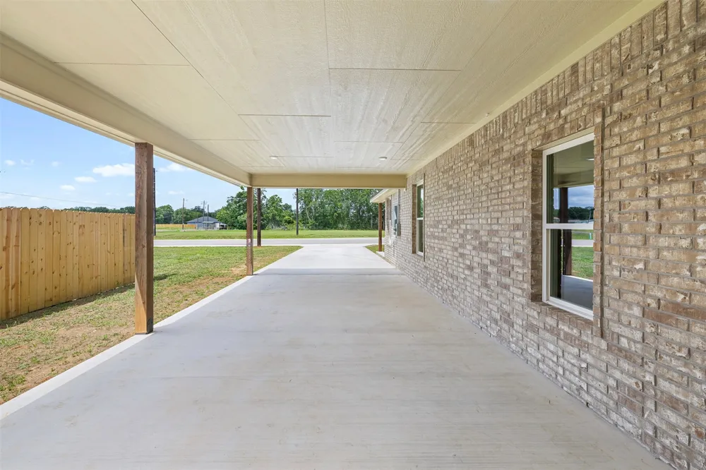 1004 White Tail Cove Lexington, TX 78947