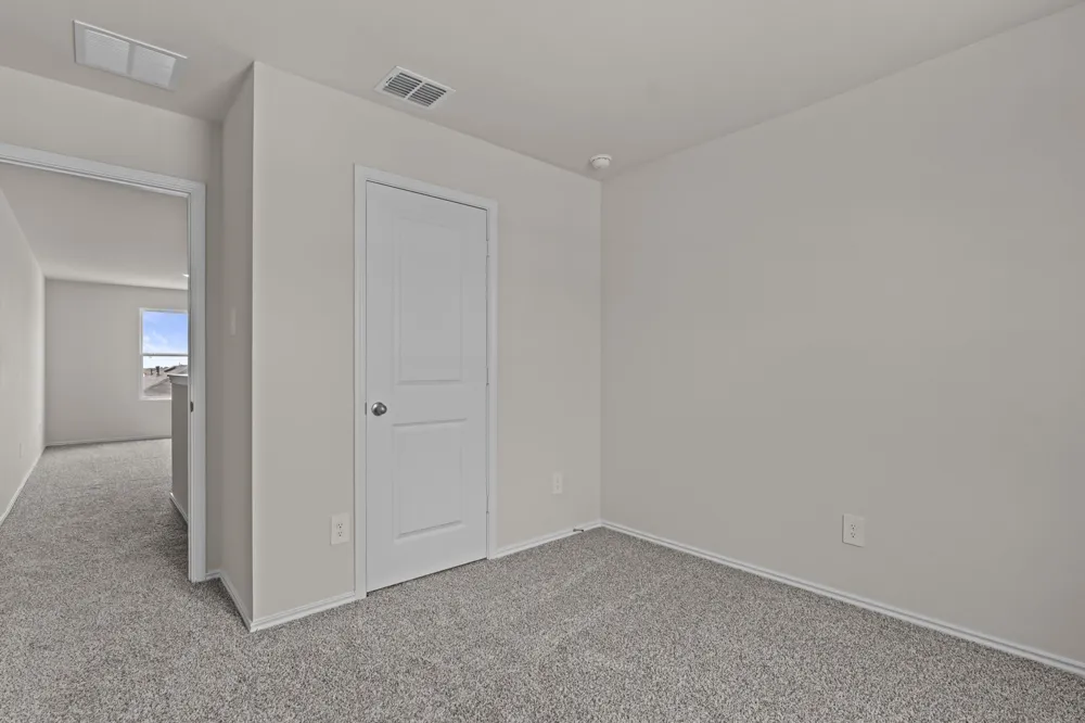 172 Surrey Oaks Maxwell, TX 78656