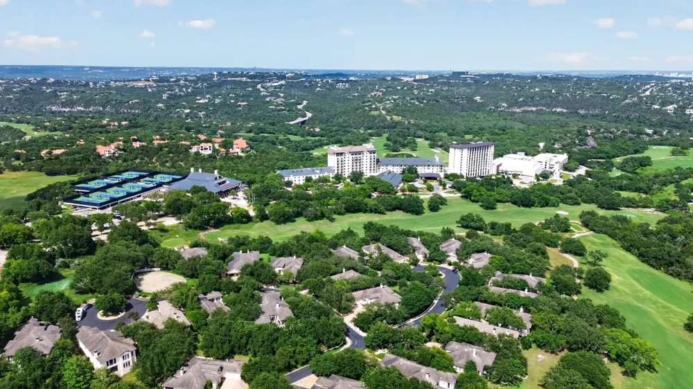 2305 Barton Creek Boulevard #40 Austin, TX 78735