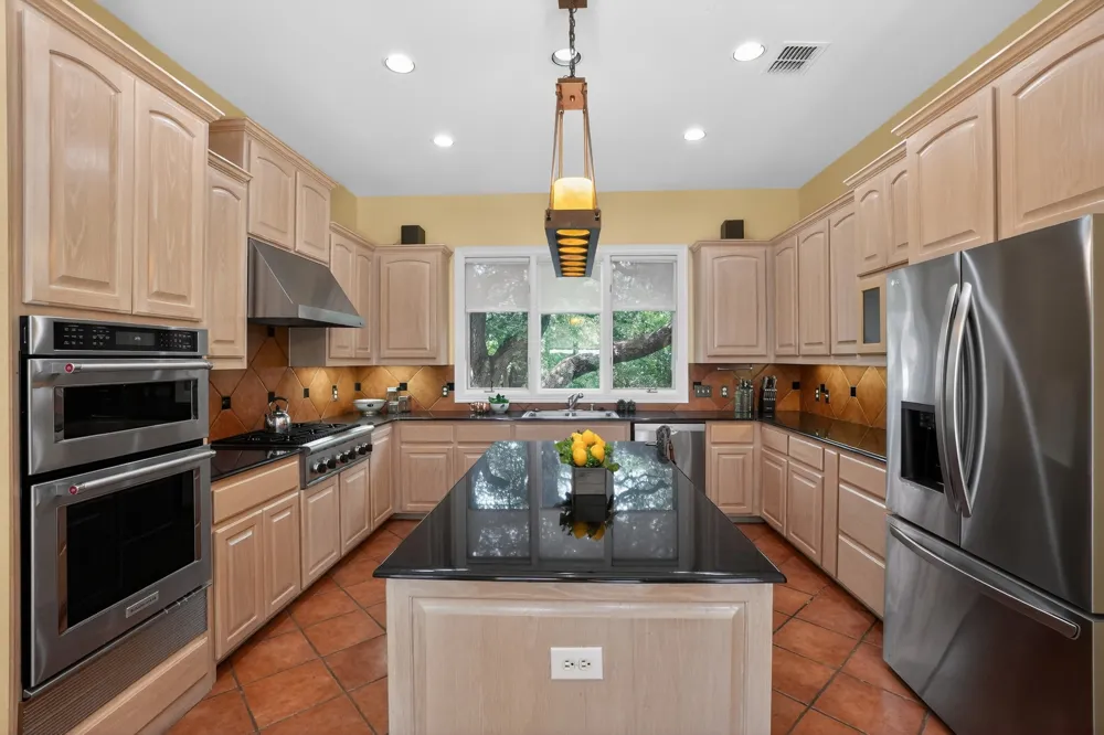 2305 Barton Creek Boulevard #40 Austin, TX 78735