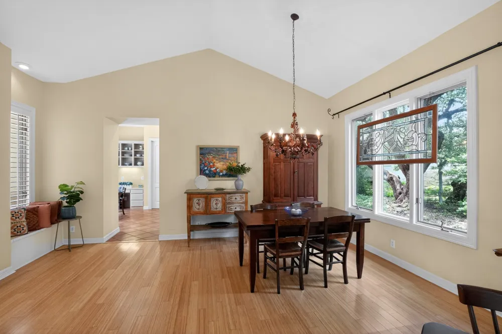 2305 Barton Creek Boulevard #40 Austin, TX 78735