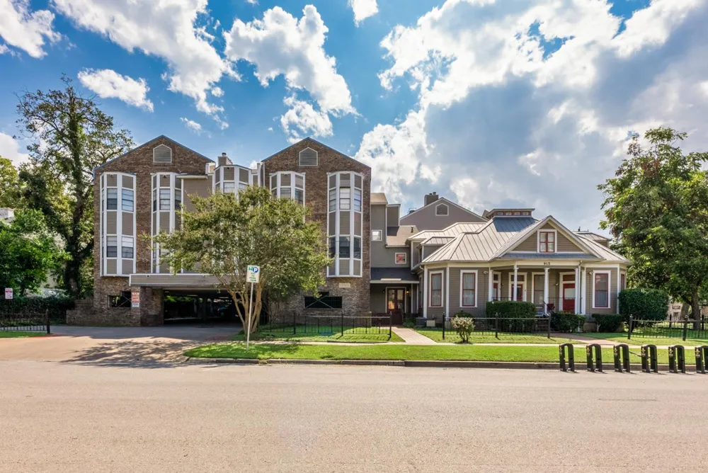 915 W 23rd Street #212 Austin, TX 78705