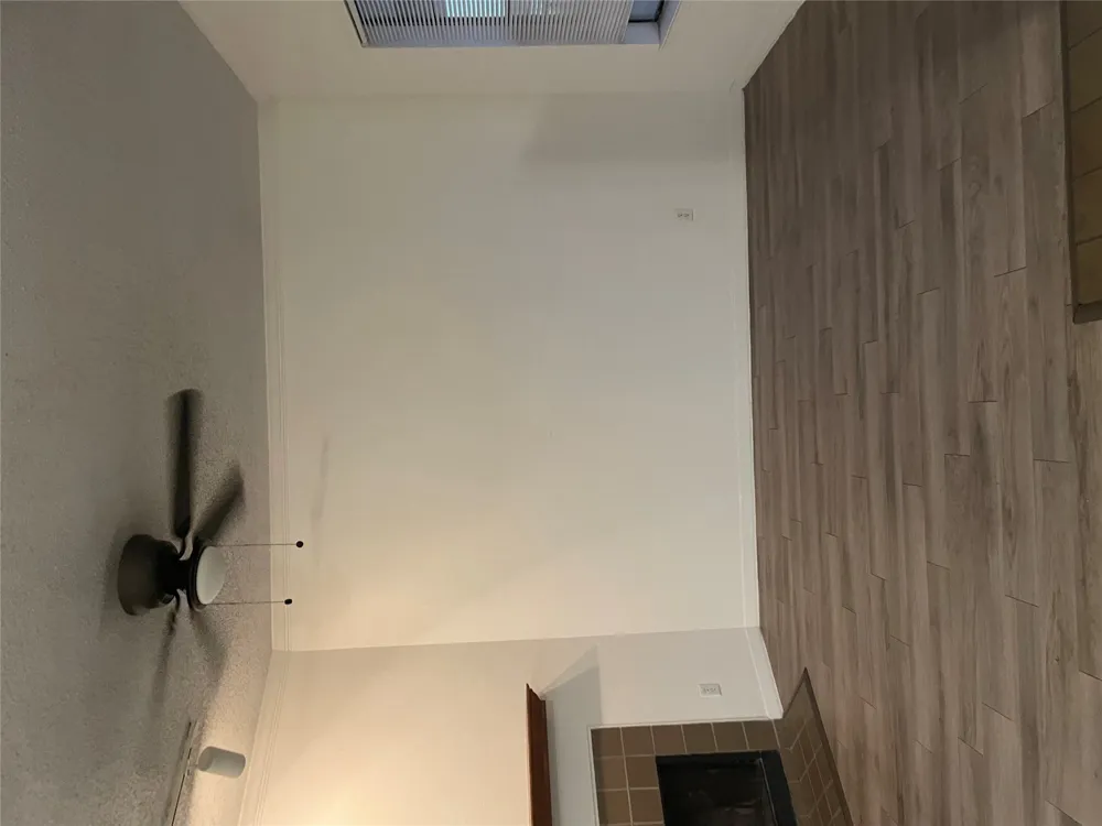 915 W 23rd Street #212 Austin, TX 78705