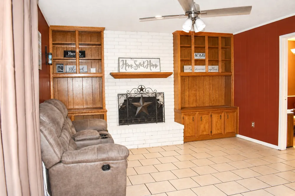 1603 Alcoa Avenue Rockdale, TX 76567