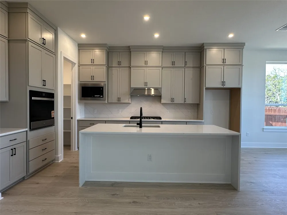 2209 Sarabanda Street Round Rock, TX 78681